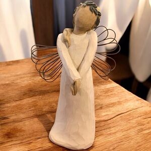 Willow Tree Celebrate Angel Figurine by Susan Lordi Demdaco 2003